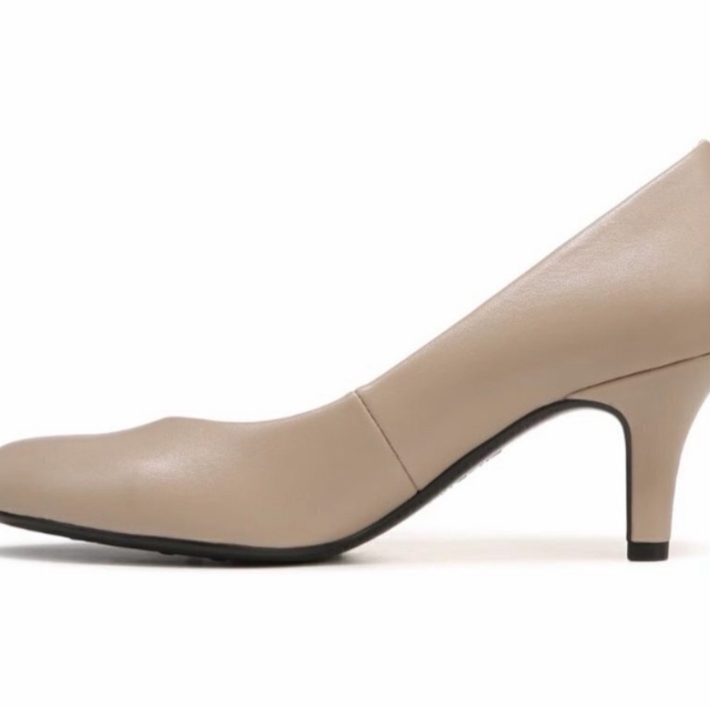 Life Stride Parigi Taupe Vinci Low Heel Pump - Picture 5 of 10